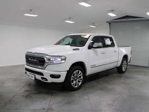 Used 2023 RAM 1500 Limited w/ Body Color Bumper Group image 4