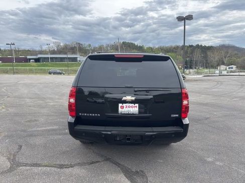 Used 2009 Chevrolet Suburban LT w/ Luxury Package image 7