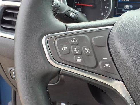 Used 2024 Chevrolet Equinox LT FWD image 12