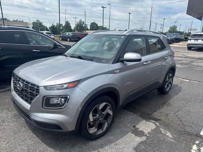 Used 2024 Hyundai Venue SEL