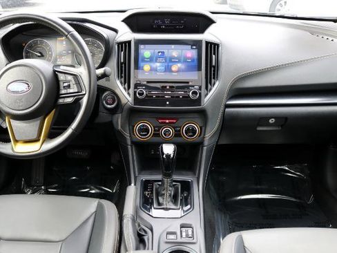 Used 2021 Subaru Crosstrek 2.5i Sport w/ Moonroof Package image 21