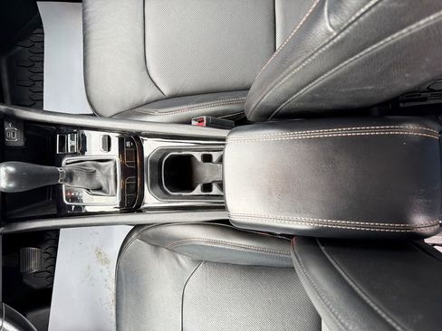 Used 2022 Jeep Compass Limited image 32