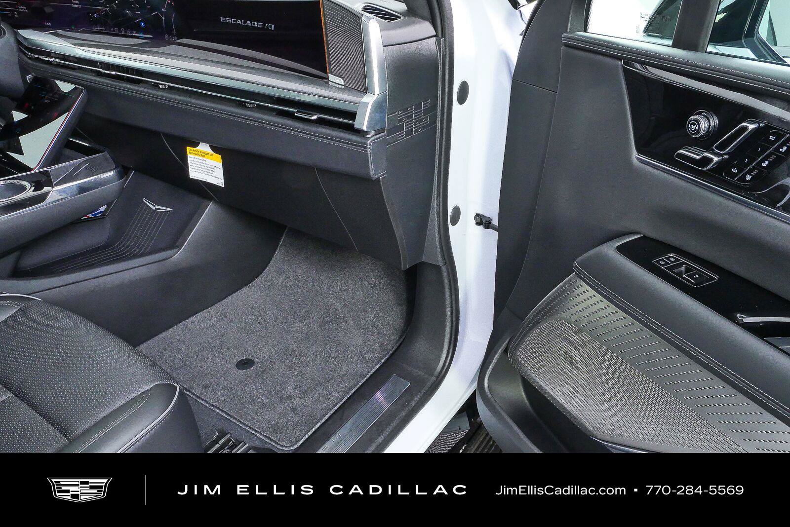 New 2026 Cadillac Escalade IQ Sport 2 w/ LPO, ONYX Package AWD/4WD image 23