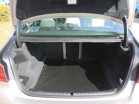 Used 2019 BMW 530i image 10