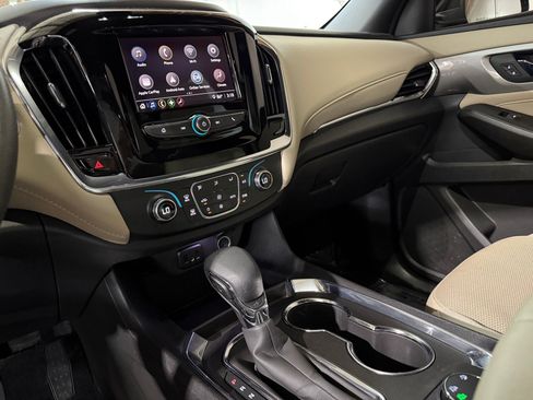 Used 2023 Chevrolet Traverse LS w/ Safety Package AWD/4WD image 17