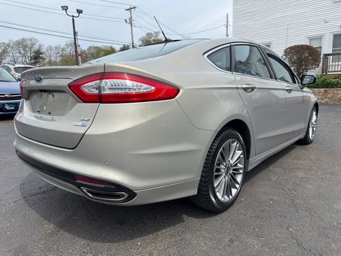Used 2015 Ford Fusion SE w/ Equipment Group 202A AWD/4WD image 7