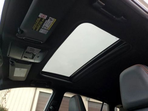 Used 2016 Toyota RAV4 SE image 25