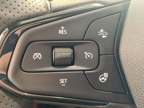 New 2026 Chevrolet Trax RS w/ Sunroof Package FWD image 20