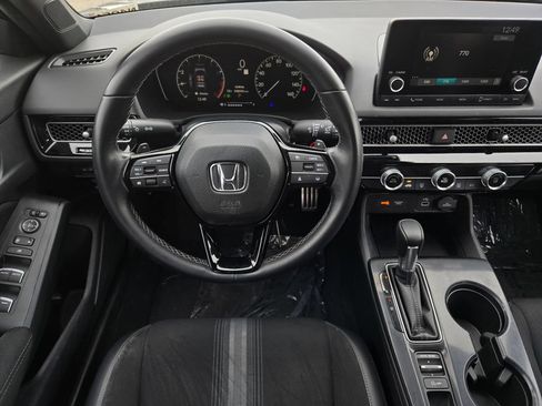 Used 2022 Honda Civic Sport image 12
