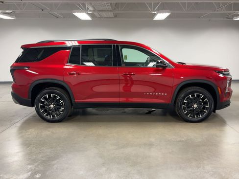 New 2026 Chevrolet Traverse LT w/ Sun and Wheel Package image 7