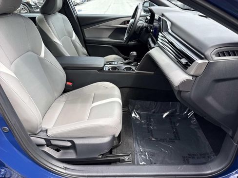 Used 2025 Toyota Camry SE FWD image 25