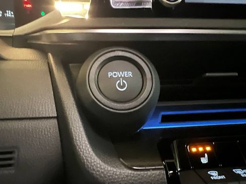 New 2026 Toyota Prius Plug-In Hybrid FWD image 20