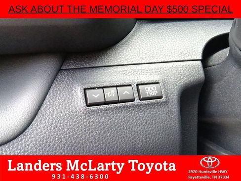Used 2026 Toyota Crown AWD/4WD image 19
