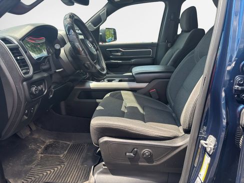 Used 2019 RAM 1500 Big Horn AWD/4WD image 12