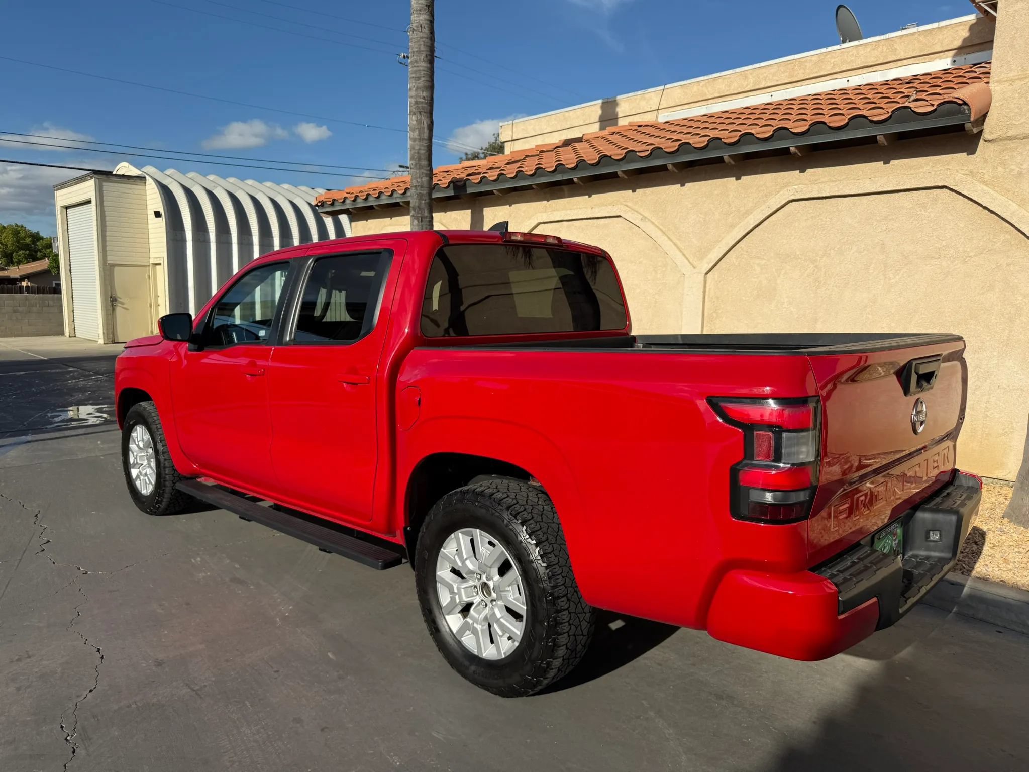 Used 2022 Nissan Frontier SV RWD image 6