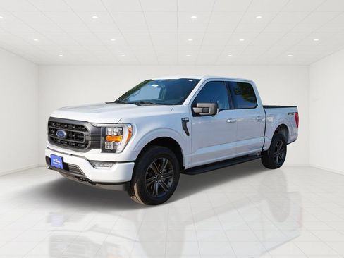 Used 2022 Ford F150 XLT w/ Equipment Group 302A High AWD/4WD image 2