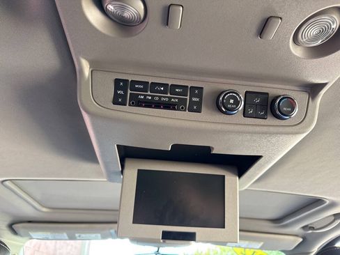 Used 2012 Nissan Armada Platinum AWD/4WD image 23