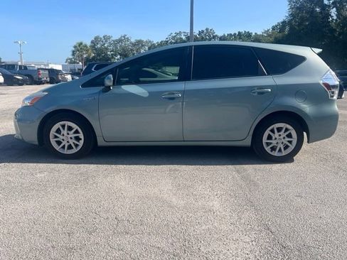 Used 2014 Toyota Prius V Two FWD image 2