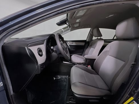 Used 2019 Toyota Corolla LE FWD image 15