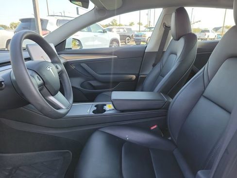 Used 2023 Tesla Model 3 Standard Range RWD image 5
