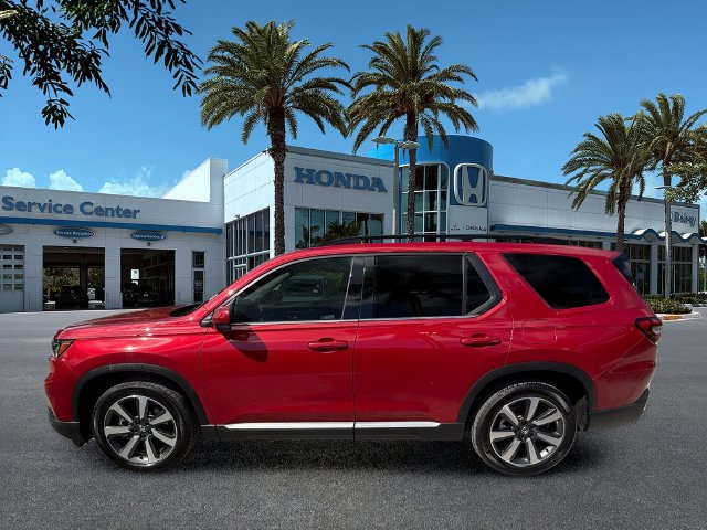 Used 2024 Honda Pilot Touring image 5