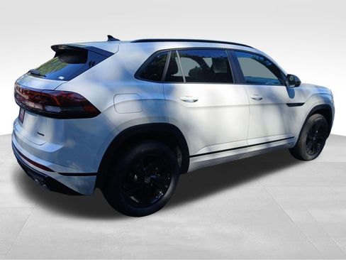 New 2026 Volkswagen Atlas Cross Sport SEL R-Line AWD/4WD image 5