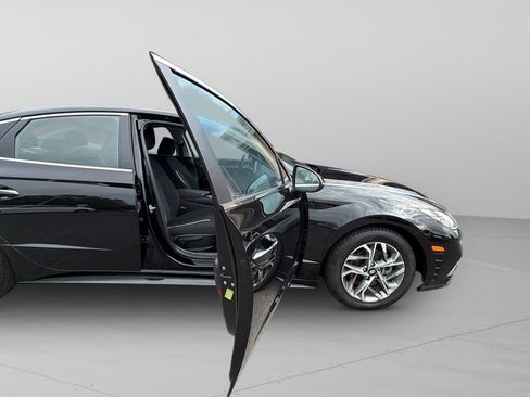 Used 2023 Hyundai Sonata SEL w/ Convenience Package FWD image 14