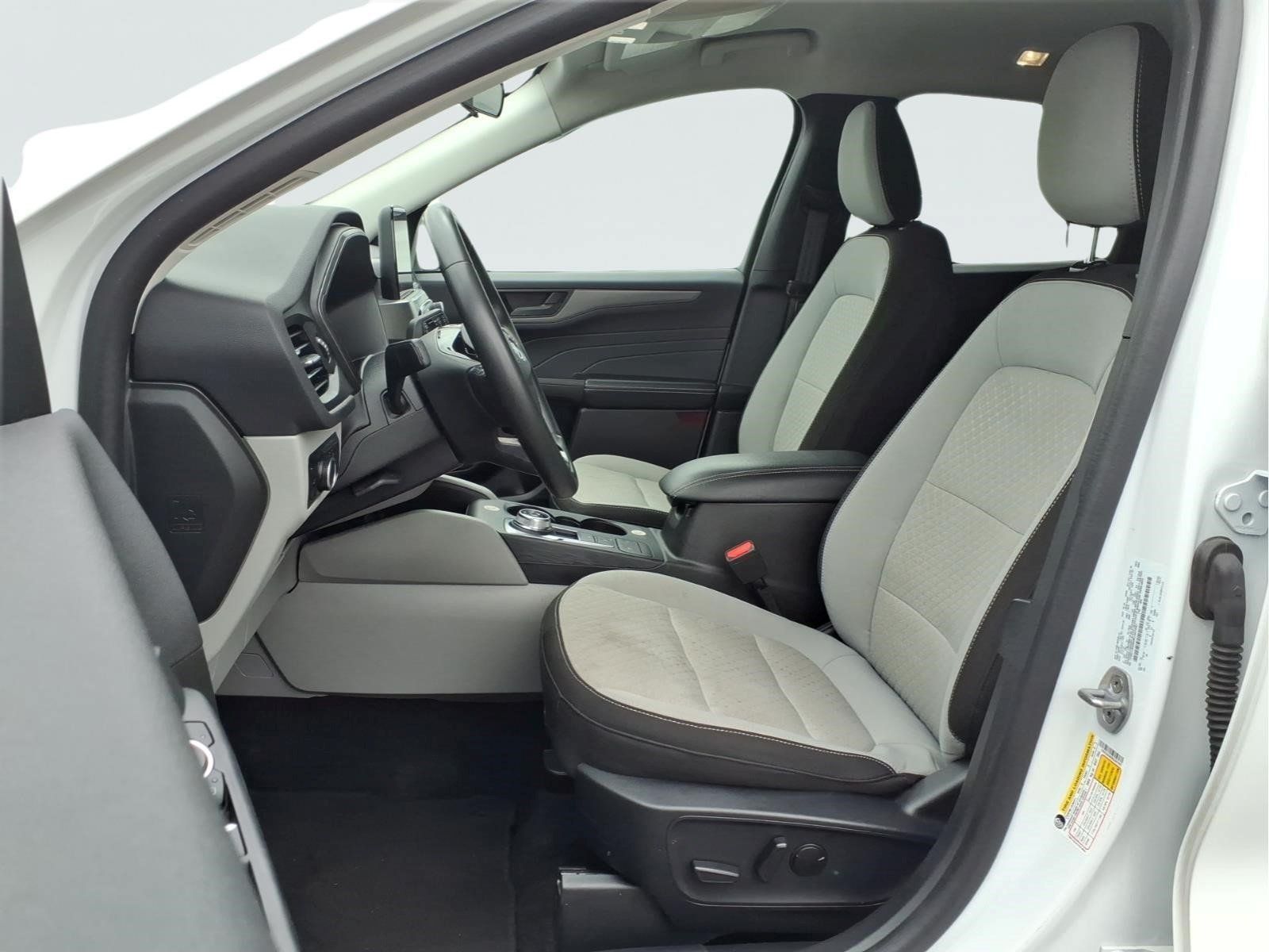 Used 2024 Ford Escape Active AWD/4WD image 18