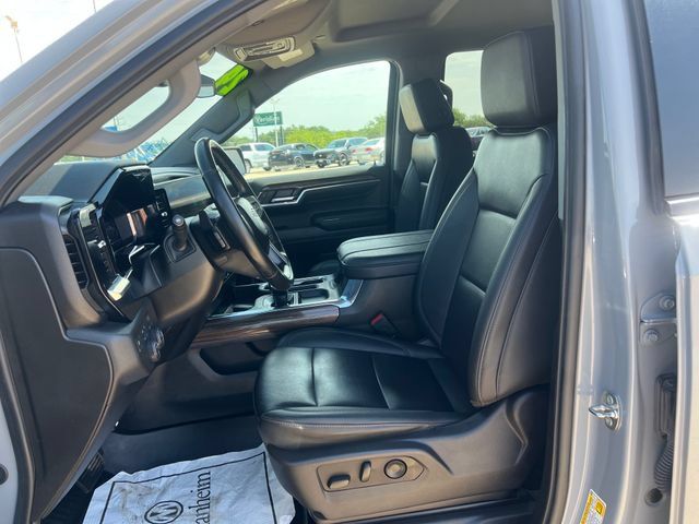 Certified 2024 Chevrolet Silverado 1500 RST w/ Convenience Package II AWD/4WD image 14