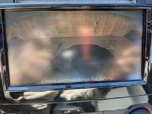 Used 2018 Nissan Rogue S image 13