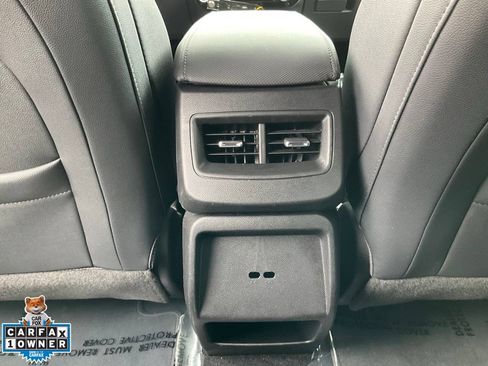 Used 2024 Chevrolet Equinox EV LT FWD image 32