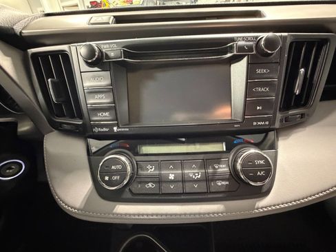 Used 2016 Toyota RAV4 XLE w/ Protection Package AWD/4WD image 22