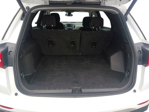 Used 2020 Chevrolet Equinox LT image 13