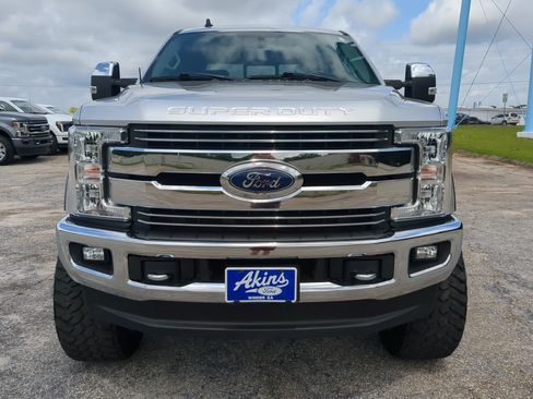 Used 2019 Ford F250 Lariat w/ Chrome Package AWD/4WD image 7