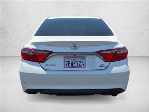 Used 2016 Toyota Camry SE FWD image 6