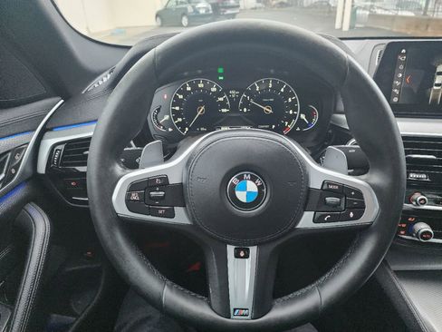 Used 2018 BMW 530i image 21