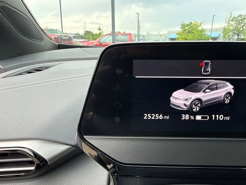 Certified 2023 Volkswagen ID.4 Pro S AWD/4WD image 15