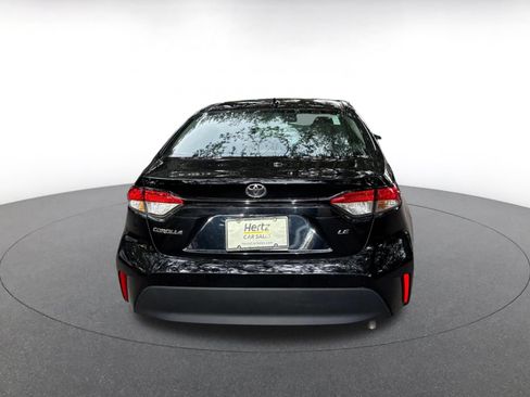 Used 2025 Toyota Corolla LE FWD image 10