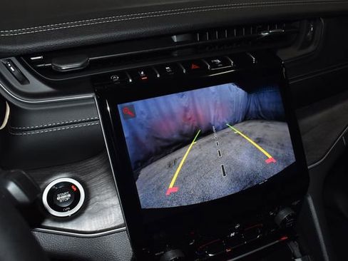 New 2025 Jeep Grand Cherokee Limited image 14