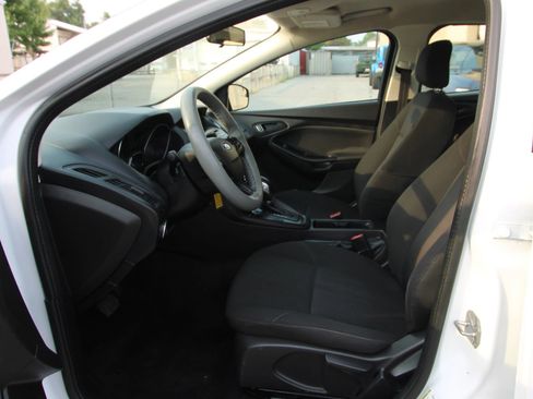 Used 2017 Ford Focus S FWD image 9