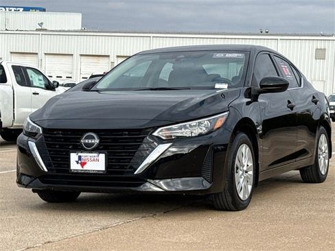 Certified 2024 Nissan Sentra S image 4