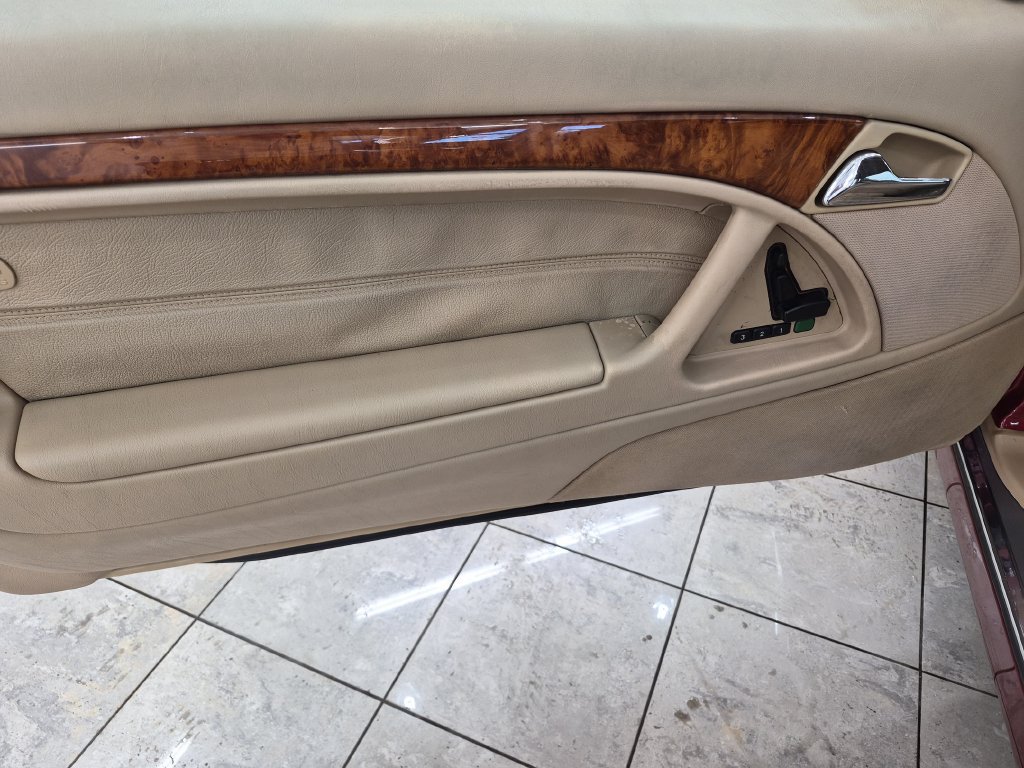 Used 2000 Mercedes-Benz SL 500 image 14