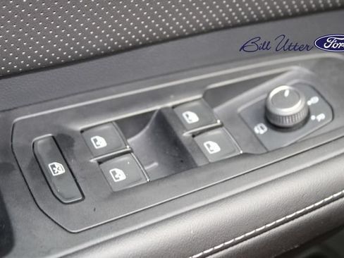 Used 2024 Volkswagen Atlas Cross Sport SEL Premium R-Line AWD/4WD image 23