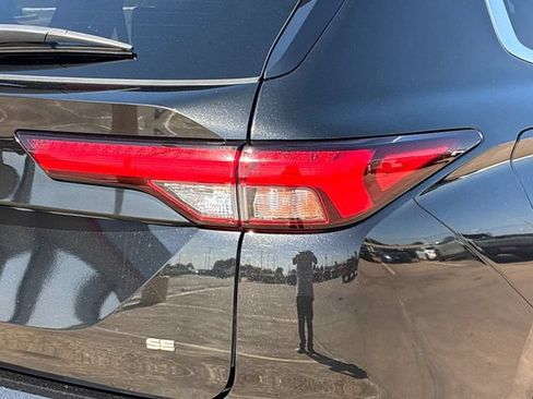 Used 2024 Mitsubishi Outlander SE AWD/4WD image 28