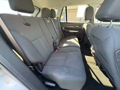 Used 2013 Ford Edge SE image 13