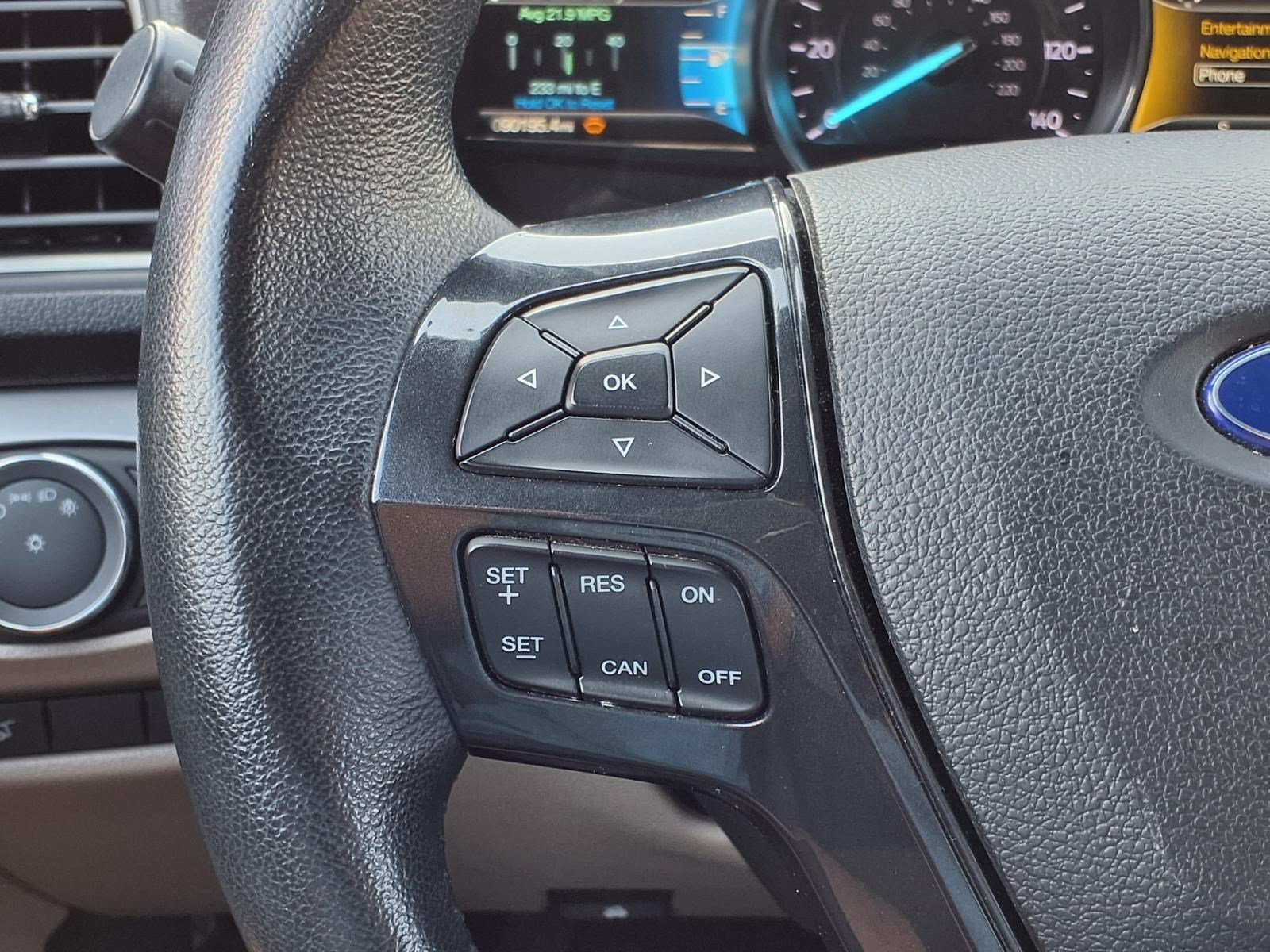 Used 2018 Ford Explorer XLT w/ Equipment Group 202A FWD image 23