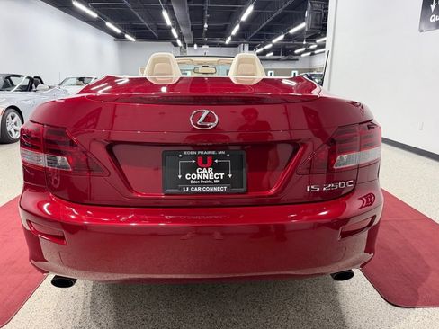 Used 2013 Lexus IS 250C RWD image 18