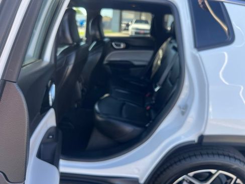 Used 2025 Jeep Compass Limited AWD/4WD image 30