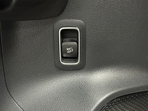 Used 2023 Mercedes-Benz EQB 250+ image 22