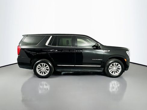 Used 2023 GMC Yukon SLT AWD/4WD image 8